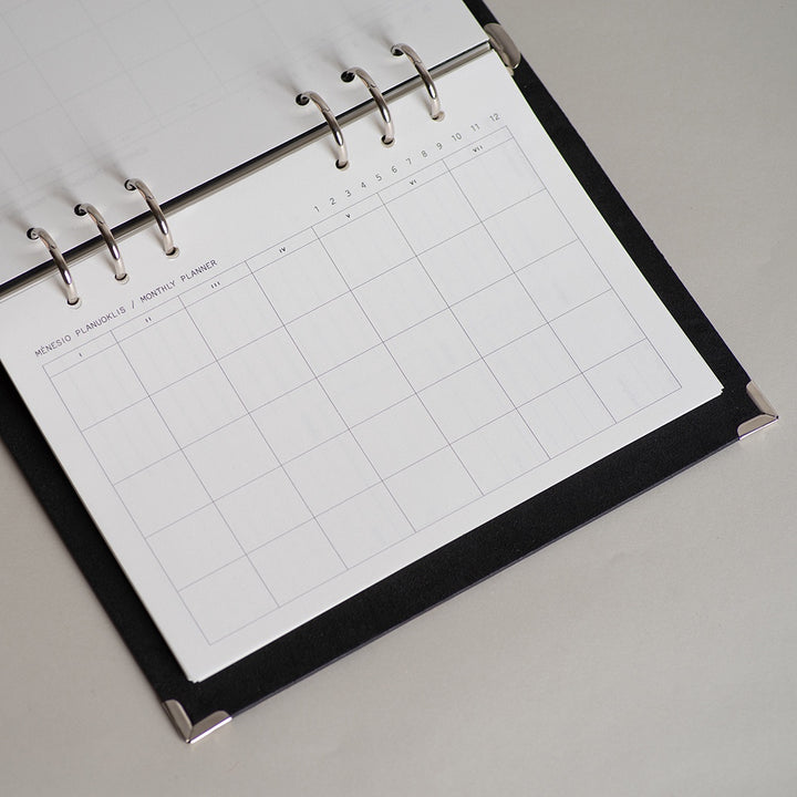 Menesio planuoklis 2023 baltas (2)